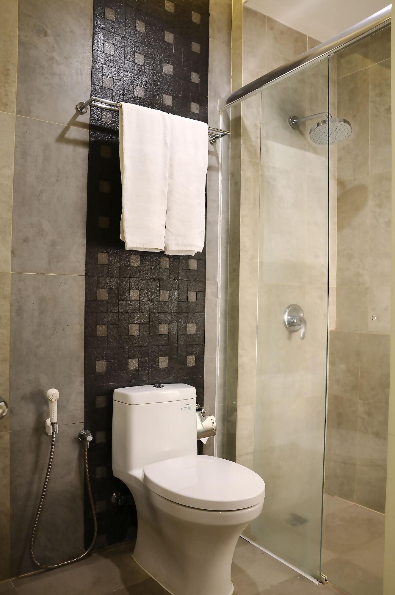 Biz Boulevard Hotel Manado Eksteriør billede